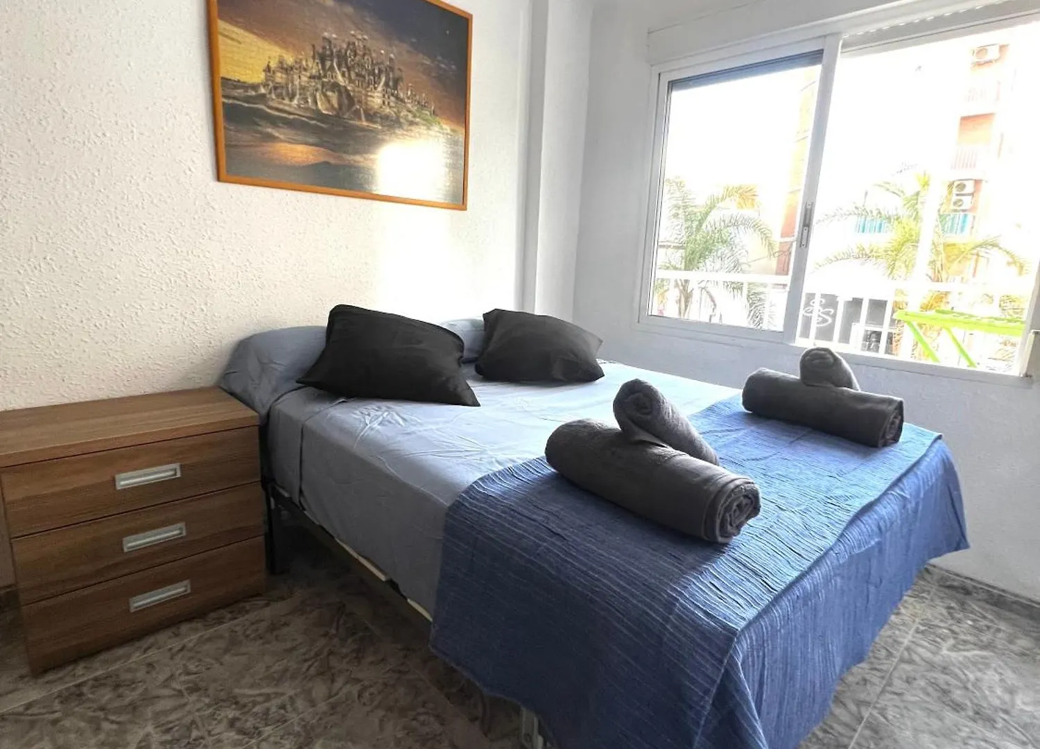 Apartamento 3 Habitaciones En Torre Del Mar A 50 Metros De La Playa