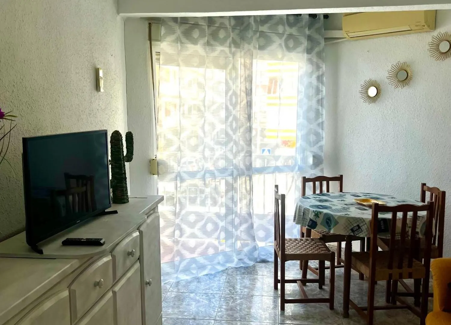 Apartamento 3 Habitaciones En Torre Del Mar A 50 Metros De La Playa